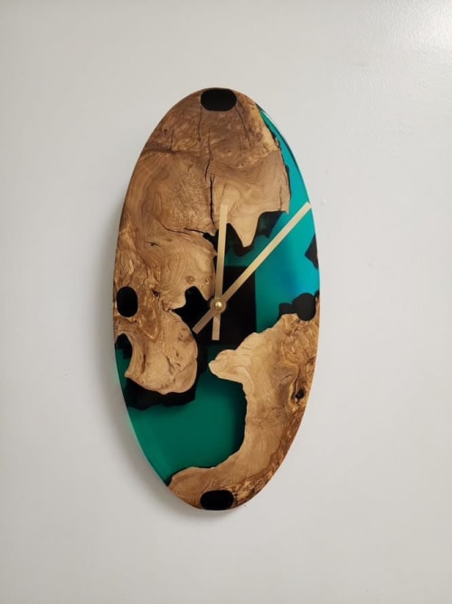 Epoxy Wood Resin River Clock | Decorative Objects by Carlberg Design