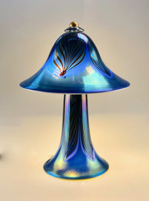 Blown store glass lamp