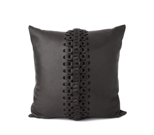 Vertebrae Pillow | Pillows by Moses Nadel