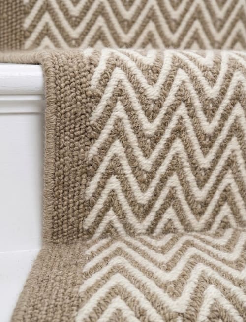 Handwoven Woolen Brown Runner Rug | Rugs by Evergreen Carpets