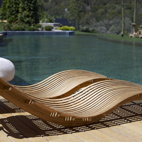 Swing Teak Stacking Chaise Longue | Chairs by Unopiù