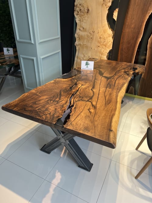 Walnut wood dining table, One piece walnut wood centennial | Tables by Brave Wood