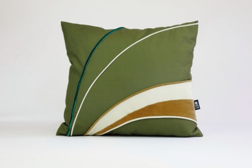 BOTANICA COLLECTION - BOTANICA R1 cushion | Pillows by EBOliving
