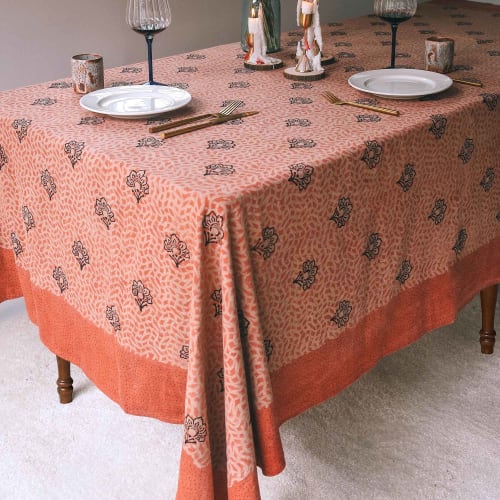 Dreamy Tablecloth | Omelia | Linens & Bedding by ichcha