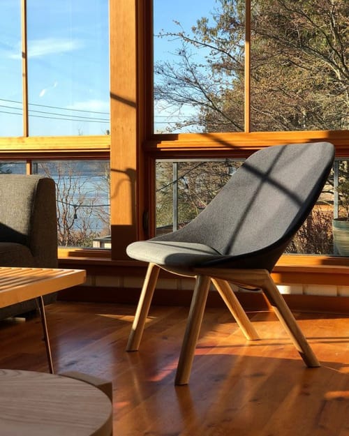 Penna Lounge | Chairs by Memo Furniture