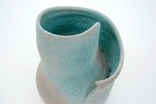 Helix Vase 016 | Vases & Vessels by niho Ceramics