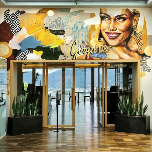 "You're Looking Gorgeous Darling!" | Murals by Carola Deutsch | Restaurant SCHLOSSBERG in Graz