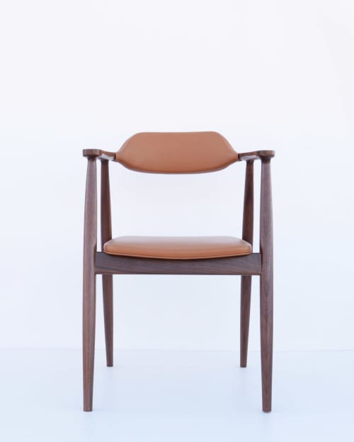 Dining Arm Chair SEIREN WALNUT | Dining Chair in Chairs by HACHI COLLECTIONS