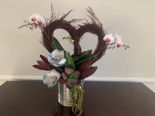 Valentine’s floral arrangement | Floral Arrangements by Fleurina Designs