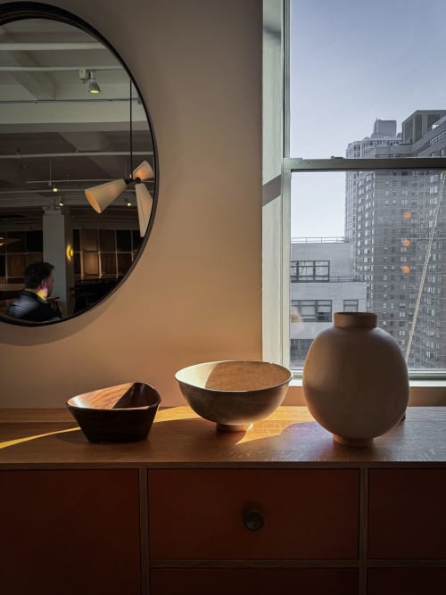 Walnut Bowl | Decorative Bowl in Decorative Objects by Fernweh Woodworking