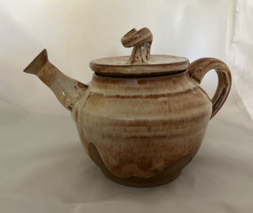 Ceramic Teapot | Serveware by Sheila l