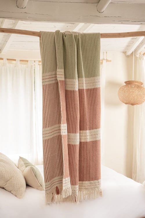 Large Lulo Orange and Green Throw | Linens & Bedding by ZUAHAZA