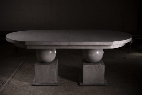Sphaera Extendable Dining Table