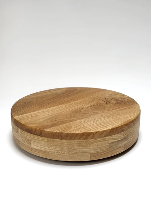 Hidden wheel plant stand- Oak wood m | Plants & Landscape by Kat | Home Studio