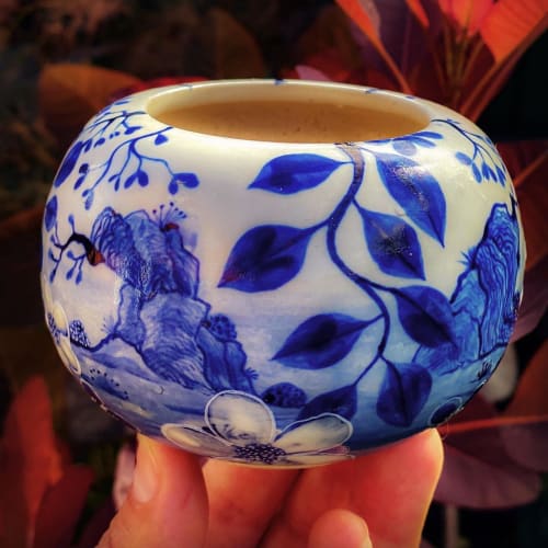 Muropots Botanic Gardens Limited, hand made and painted pot. | Vase in Vases & Vessels by Jaime Fernandez Muro. MUROPOTS.