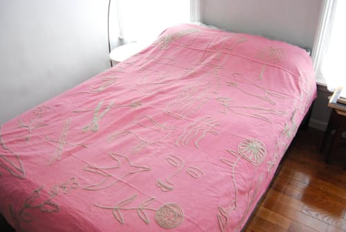 Flash Embroidered Bedspread - Pink | Linens & Bedding by Kaye Blegvad