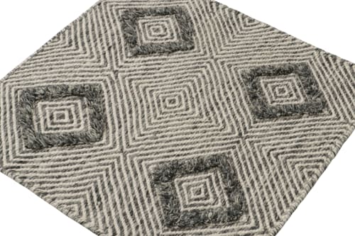 Rug & Kilim’s Contemporary Scatter Rug with White and Gray | Rugs by Rug a