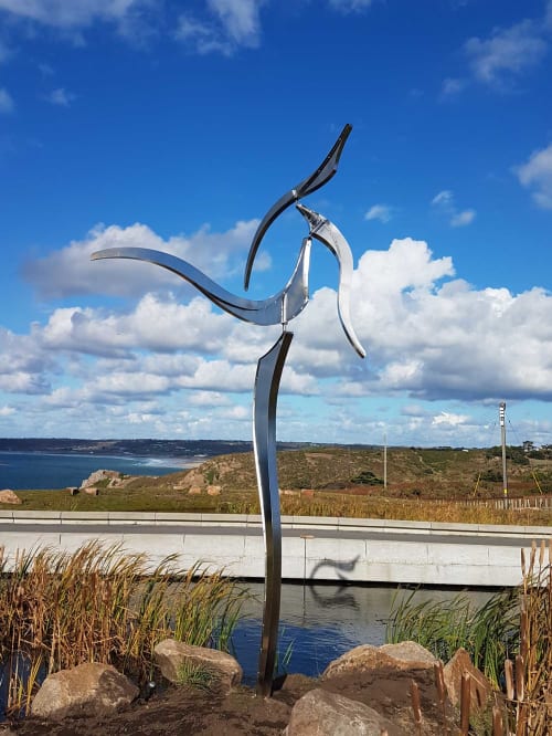 'Coreografia' Kinetic Wind Sculpture | Public Sculptures by Will Carr Sculpture | The Brunswick Centre in London