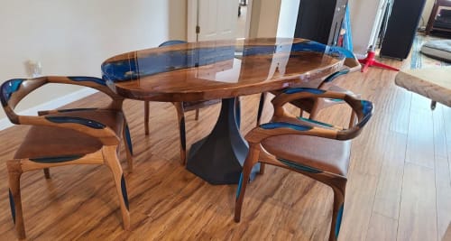 Clear Epoxy Resin River Walnut Wood Table Golden Walnut Custom Pieces Made  to Order, Epoxy Resin Walnut, Oak, Maple, Olive Tree Tables -  Israel