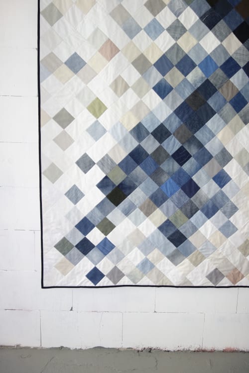 Dark To Light Quilt | Wall Hangings by DaWitt