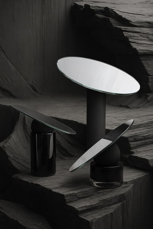 Astra Table mirror - Charcoal edition | Decorative Objects by Clémence Birot
