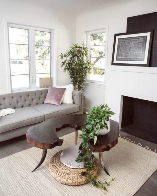 Round Walnut Live Edge+Horn Legs Rustic Coffee Table
