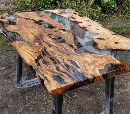 Live Edge Clear Epoxy Resin Dining Table, Olive Epoxy Table | Tables by LuxuryEpoxyFurniture