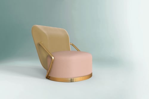 Rohe armchair | Chairs by Dovain Studio