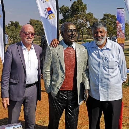 Ahmed Kathrada | Public Sculptures by Barry Jackson Artist | The Cradle of Humankind Visitor Centre Maropeng in Mogale