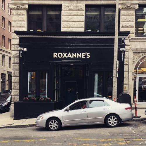 Roxanne's facade sign | Signage by Need Signs Will Paint | Roxanne's in Boston