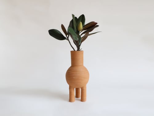 Three Legged Terracotta Vase | Vases & Vessels by Aman Khanna (Claymen)ˇ