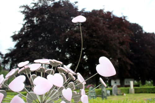 Glass Fluff Flower | Public Sculptures by Jeroen Stok
