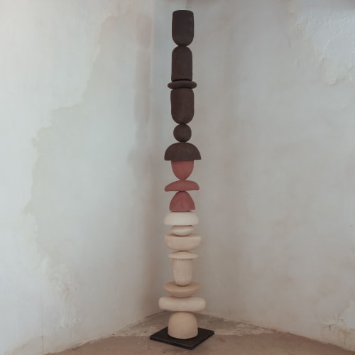 Totem sculpture in black, white and red ceramic | Sculptures by Ingrid Vermulst by Studio Wild Orange