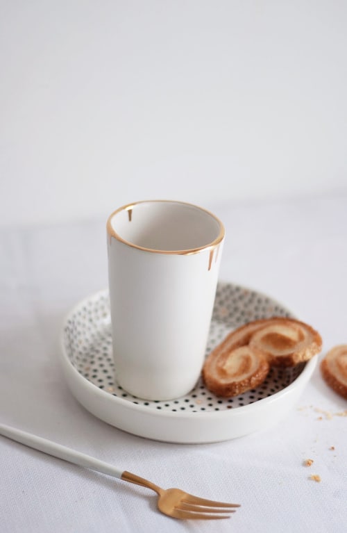 White and Gold Cup | Cups by Sofia Sustelo