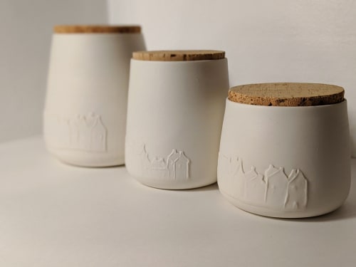Porcelain jars with subtle relief decoration of houses | Tableware by BerangereCeramics