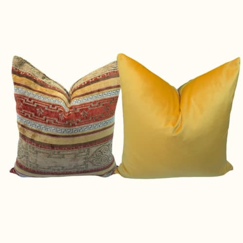 Authentic Turkish Kilim Pillow Cover and Gold Velvet Set