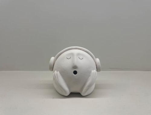 Easy Listener | Sculptures by Aman Khanna (Claymen)ˇ