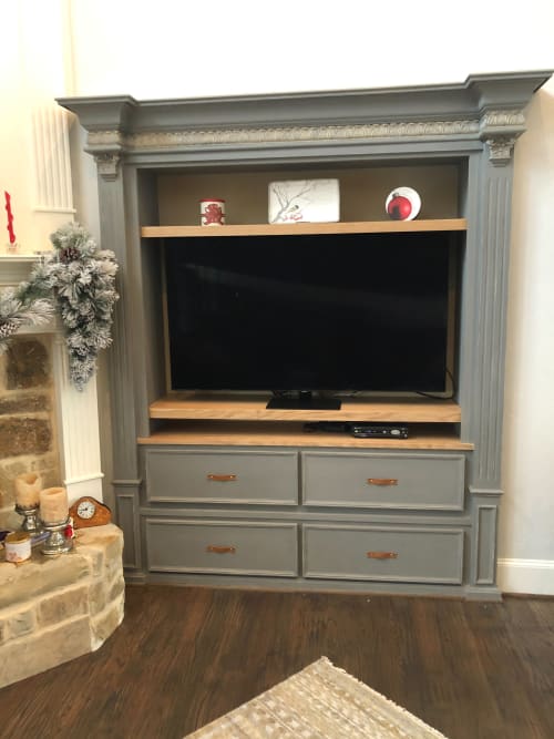 Nicotine Leather Handle [Flag End] | Pull in Hardware by Keyaiira | leather + fiber | Artist Studio in Santa Rosa