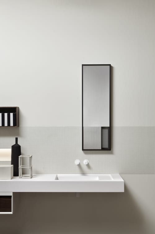 Tratteggio | Mirror in Decorative Objects by gumdesign | Antonio Lupi Design Spa in Stabbia