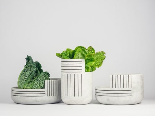 Tratti | Serving Bowl in Serveware by gumdesign