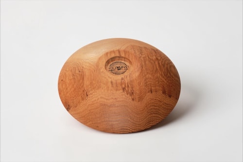 Sculpted Oak Wave Bowl on Light Marble Base | Decorative Objects by Holzkunst Samuel Meisinger