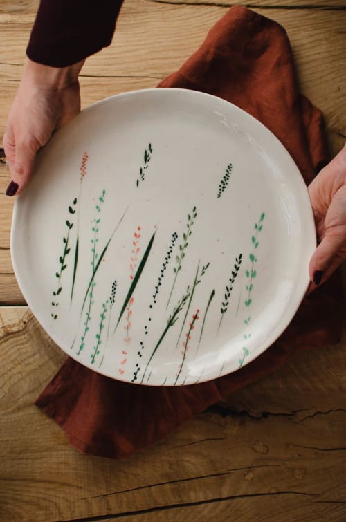 Meadow, Grande Serving Plate | Platter in Serveware by Boya Porcelain | Poslastičarnica Šuma in Beograd