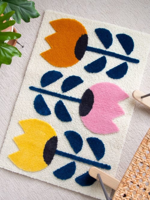 Full Bloom Art Rug | Rugs by LEMONNI