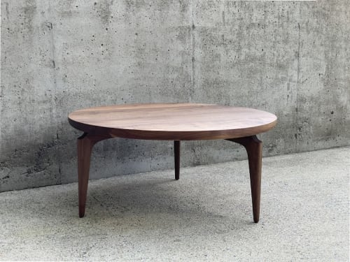 Modern Round Coffee Table | Tables by Marco Bogazzi