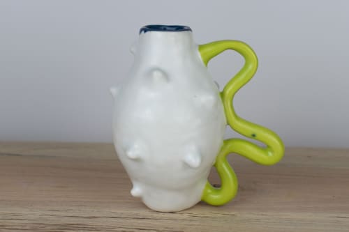 chaotic good vase 01 | Vases & Vessels by Ashley Perez