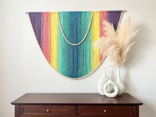 Arcobaleno boho in macramè per nascita - misura media – italian_macramè -  handmade fiber art creations