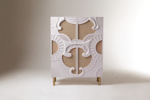 Traje de Luces Bar Cabinet | Furniture by Dooq - World of Details