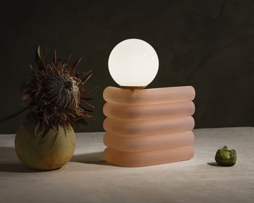 Elio Midi, Lychee | Table Lamp in Lamps by soft-geometry