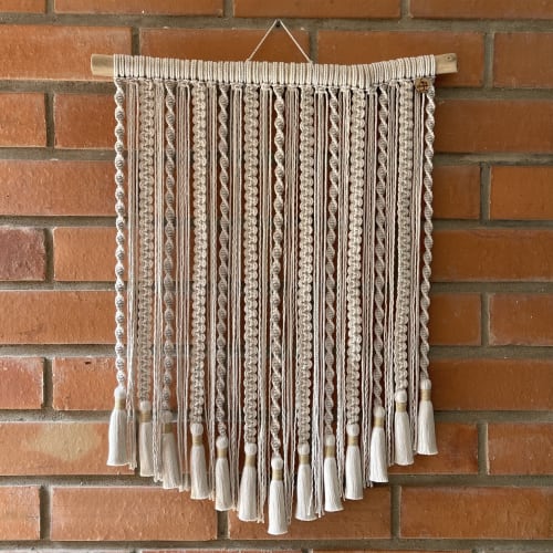 Colgante de pared | Macrame Wall Hanging in Wall Hangings by Amayeli Macrame