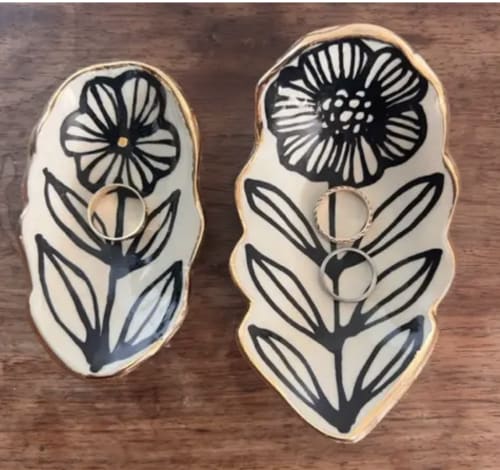 Handmade Flower Shape Ceramic Catchall Jewelry Dish with 22K | Decorative Plate in Decorative Objects by Hsieh Clay SF